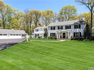 1221 The Knoll, Upper Brookville, NY 11771