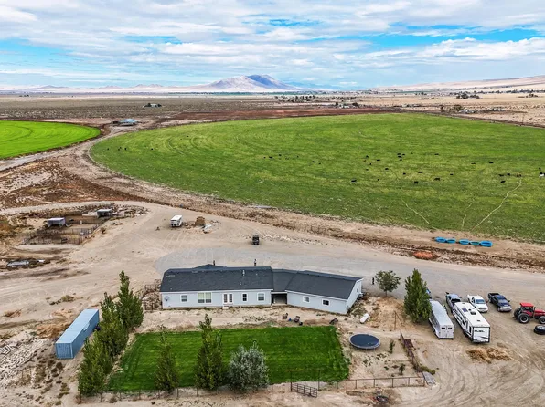 2900 Van Diest Rd, Winnemucca, NV 89445