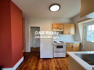 52 N Main St APT 6, Natick, MA 01760