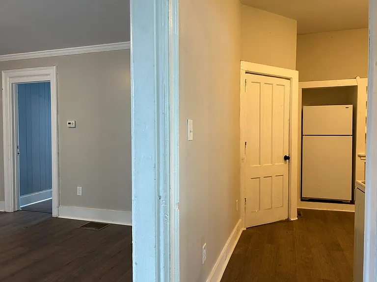 114 S Melcher St — Photo 13