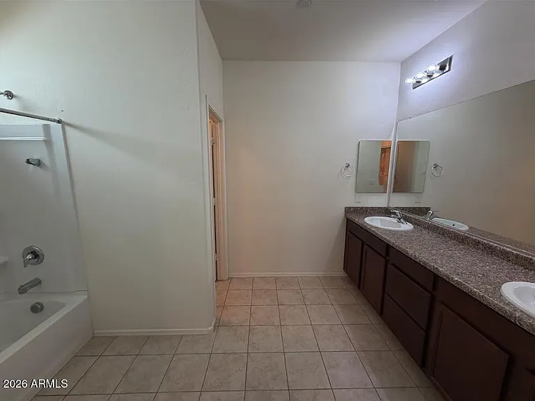 21144 W Cypress St — Photo 16