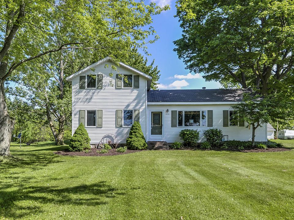 1st image of 5749 Leonard St