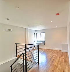 220 Vernon Avenue, #1A