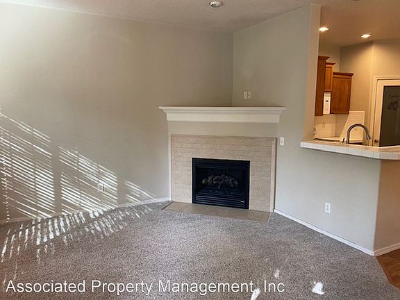 5th image of 1261 NE Bianca St