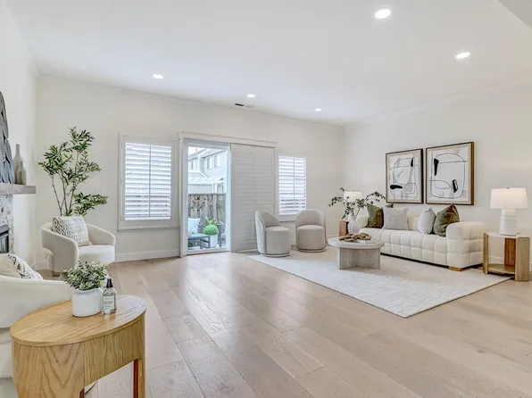 859 Lynx Ln, Foster City, CA 94404