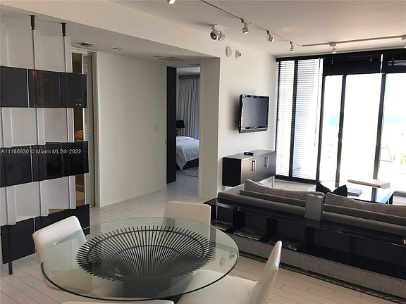 3rd image of 2201 Collins Ave #1922