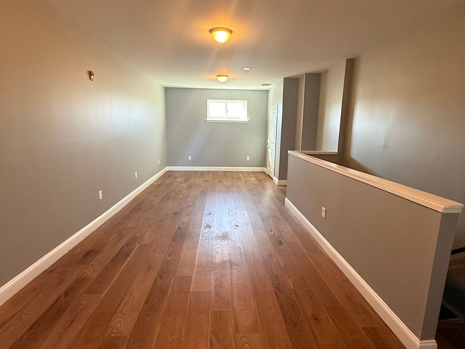 2nd image of 5141 Walnut St #2F