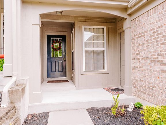 3rd image of 6270 Lake Front Dr