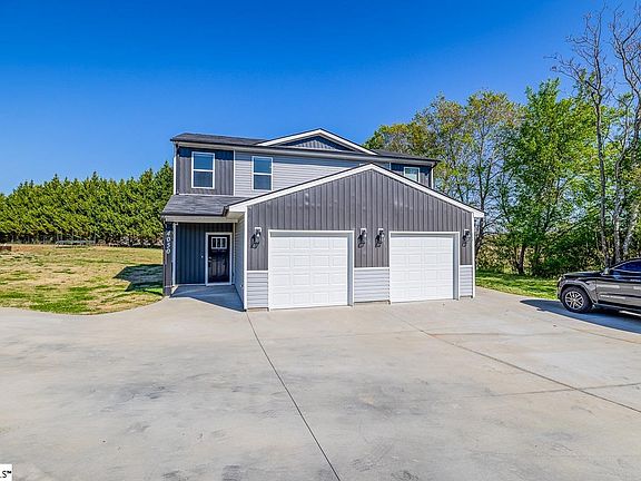 2nd image of 4050 Parris Bridge Rd #4048