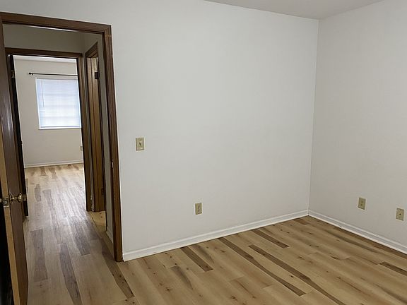 4th image of 13098 Westland Ct #1