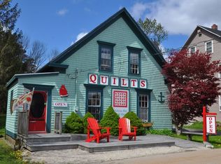 664 Main St, Mahone Bay, NS B0J2E0