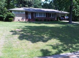 1820 Laurel Rd, Vestavia Hills, AL 35216