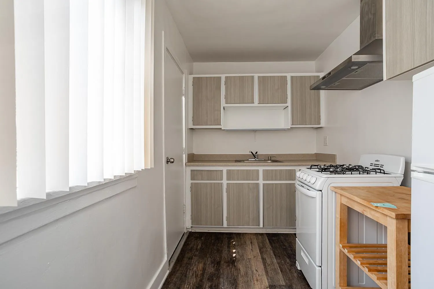 1 bed, 482 sqft, $2,200 — Photo 3