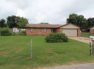 14510 Gomez Dr, Sand Springs, OK 74063