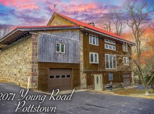2071 Young Rd, Pottstown, PA 19465