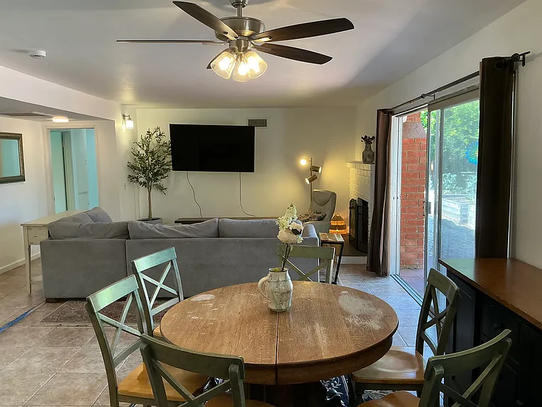 1402 Meadowbrook Rd — Photo 15