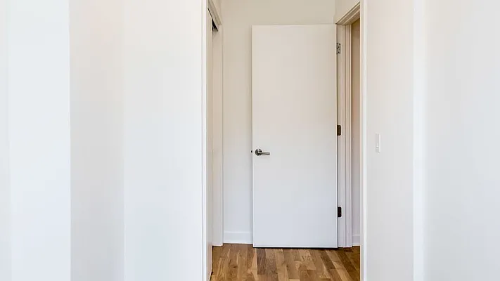 Rented by Nooklyn NYC LLC | media 34