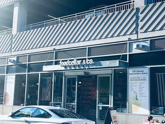 Rented by R New York | media 16