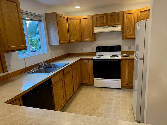 230 Decatur St NW — Photo 5