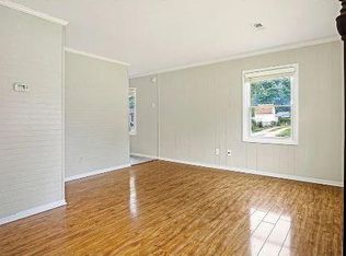 200 Shawen Dr, Hampton, VA 23669