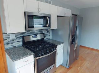 3061 S 37th St, Milwaukee, WI 53215