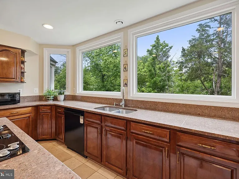 43290 Swampfox Ct — Photo 13