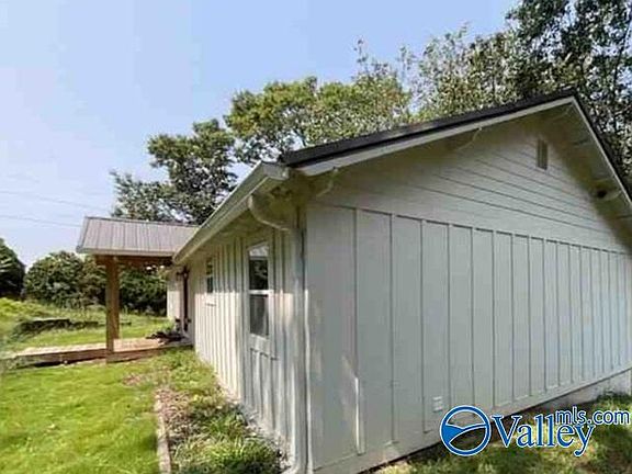 2nd image of 356 E Lake Hill Dr