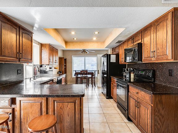 3rd image of 5407 W SHAW BUTTE Drive