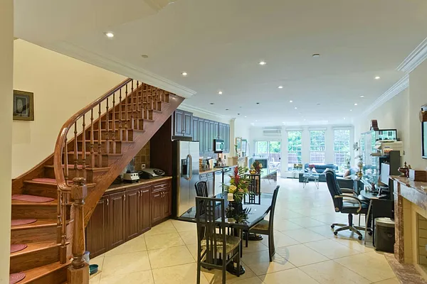 Rented by Town Residential | media 17