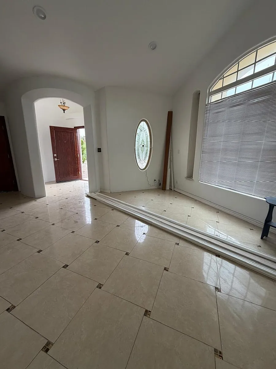 Building Photo - 956 Camino Caralampi