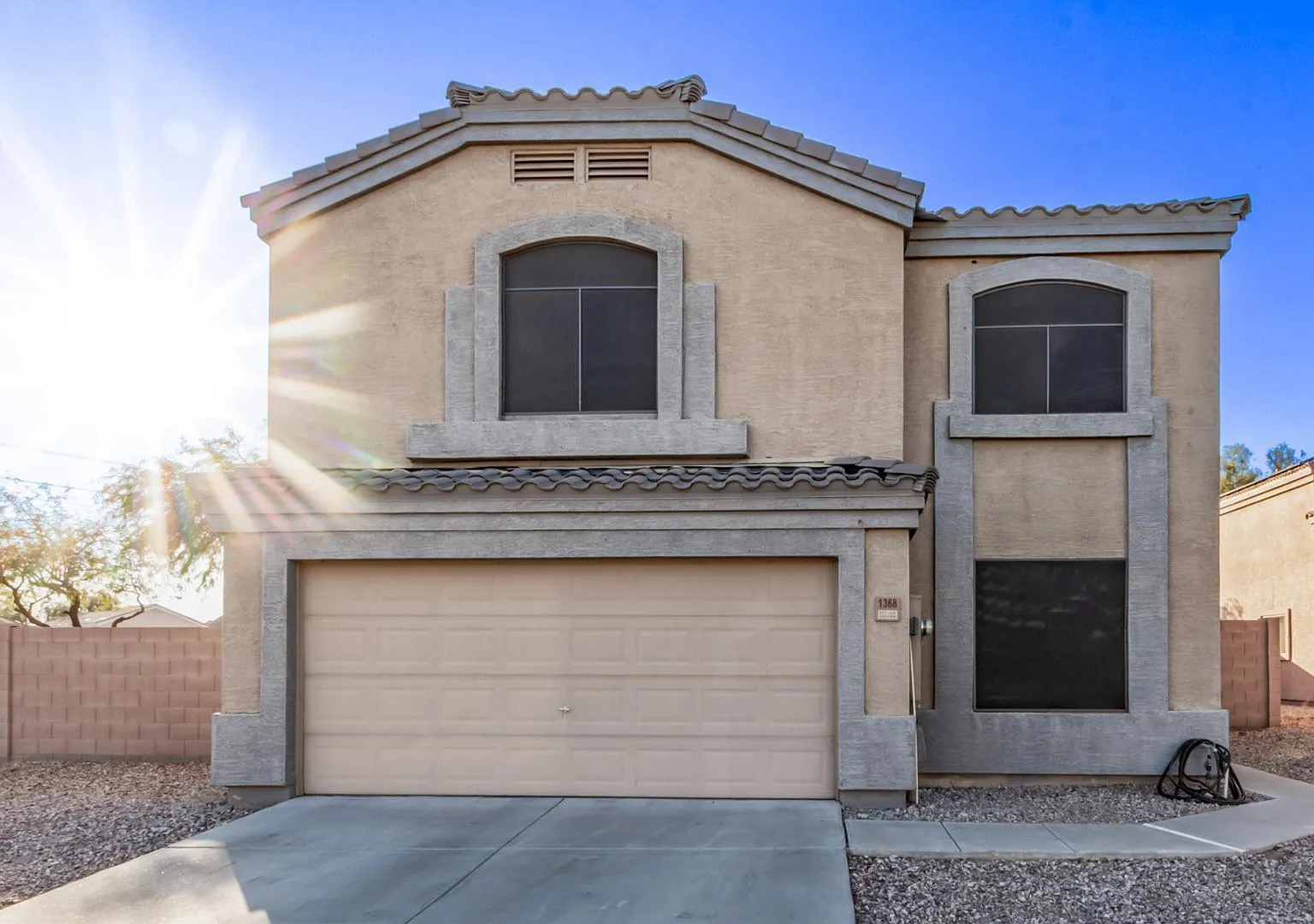 4 bed, 3.0 bath, 2154 sqft, $2,200 — Photo 1