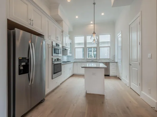 4057 Leeland St, Houston, TX 77023