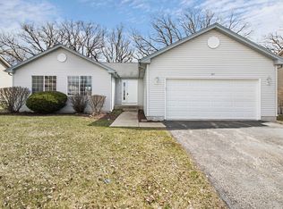 307 Shawnee Ln, Harvard, IL 60033