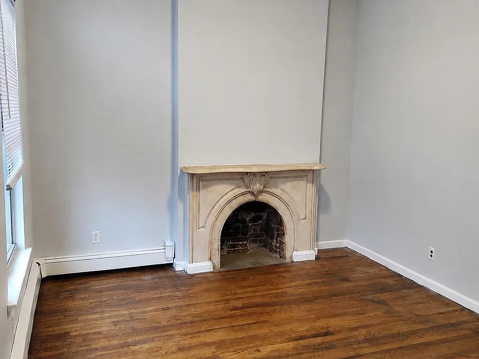 600.5 Grove St #2
