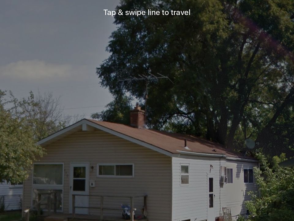 2nd image of 426 Emerson Ave