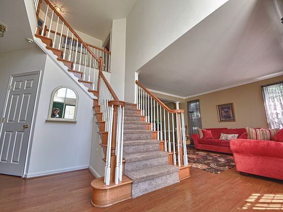 2nd image of 6022 Fincastle Dr