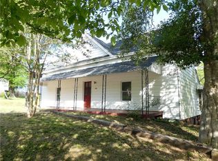 205 N Broad St, Westminster, SC 29693