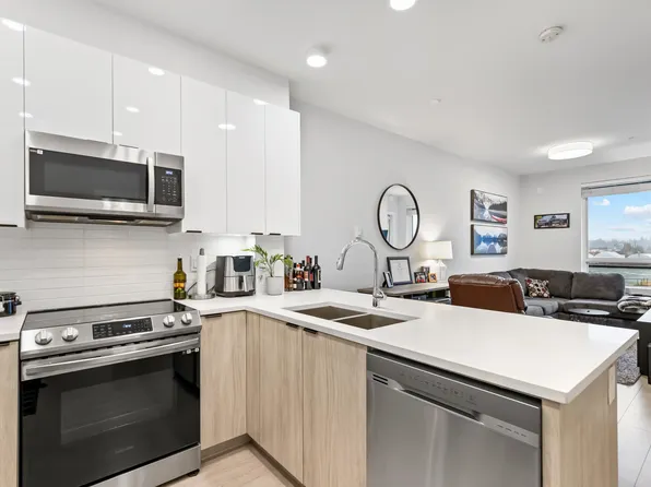 20360 Logan Ave #314, Langley, BC V3A 0P5