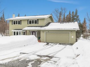 10510 Lone Tree Dr, Anchorage, AK 99507