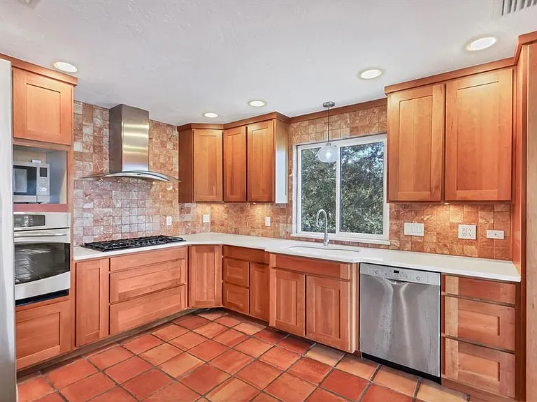 3601 Coquina Key Dr SE — Photo 22