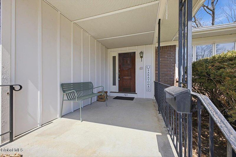 5th image of 121 Fifth Avenue