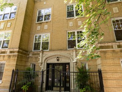 7300 N Wolcott Ave #201, Chicago, IL, 60626