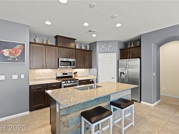 4th image of 5728 Akula Bay St