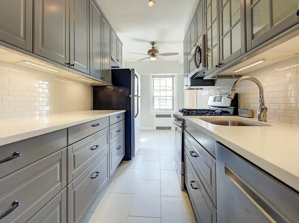 79-15 35th Avenue image 6 of 13