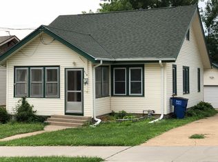 318 W Wool St, Avoca, IA 51521