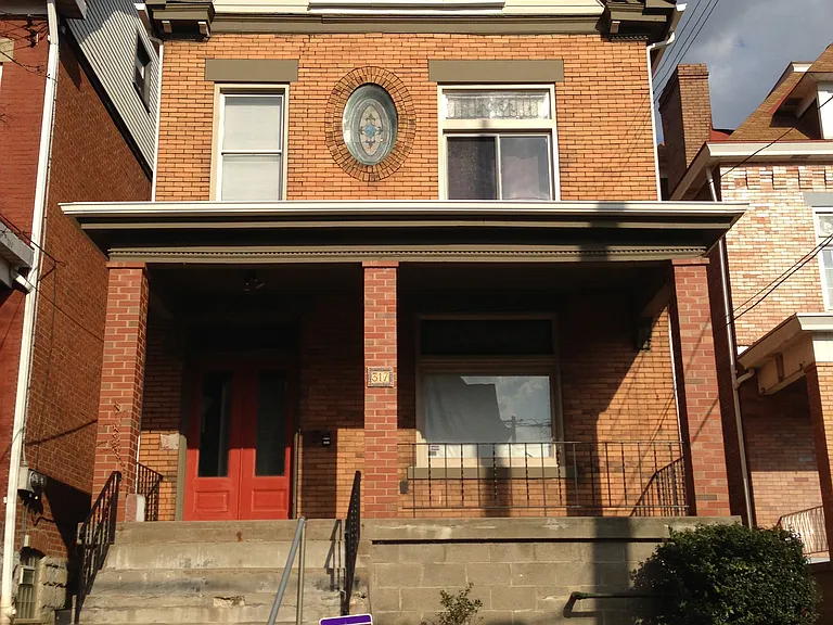 317 S Evaline St #1A — Photo 1