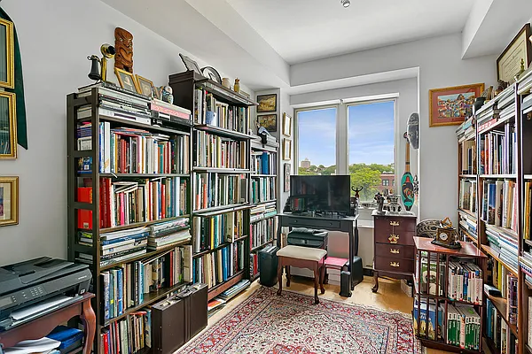 Sold by Corcoran | media 7