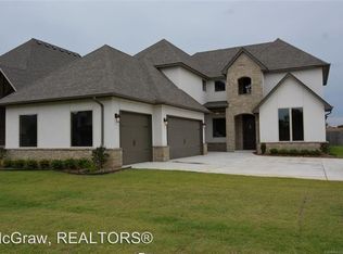 11464 S Ash St, Jenks, OK 74037