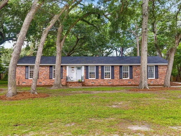 1775 Balfoure Dr, Charleston, SC 29407