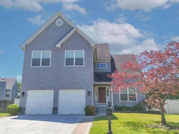 15 Nottingham Way, Mount Laurel, NJ 08054